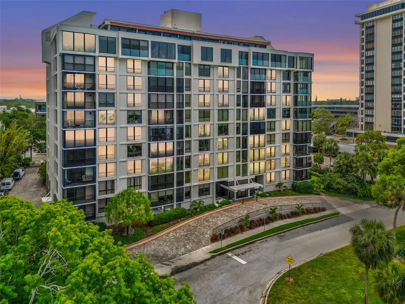 707 S Gulfstream Ave #906, FL