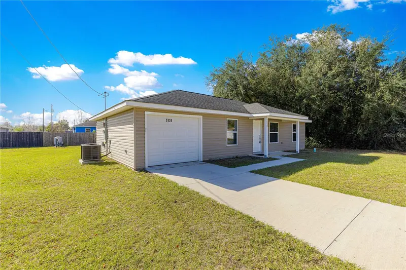 5338 Nw 6th Pl, FL
