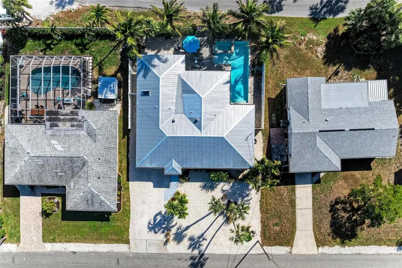 150 Crescent Dr, FL