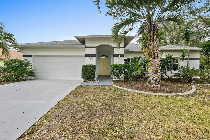2 Saw Mill Ct, FL