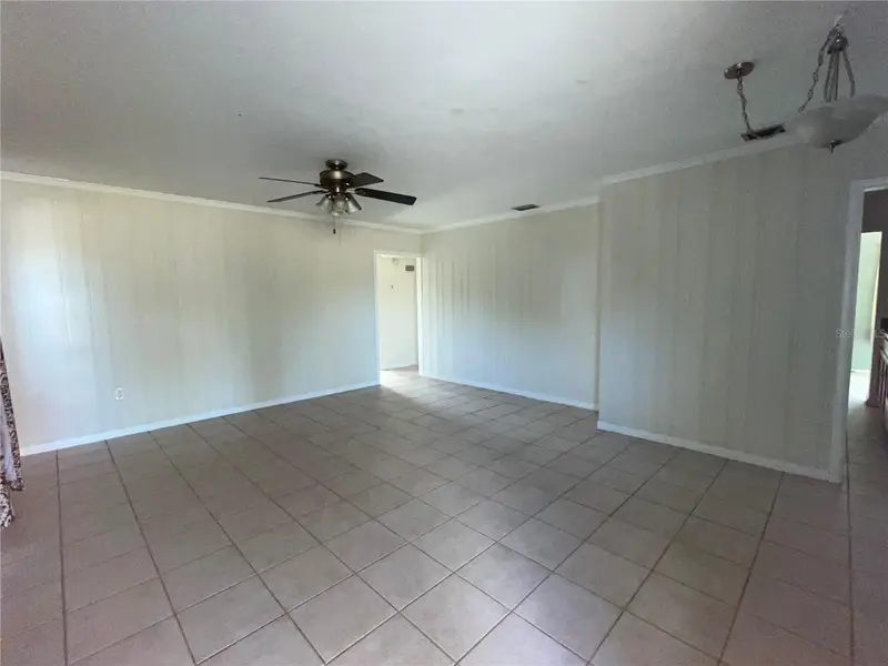 632 Cardinal St, FL
