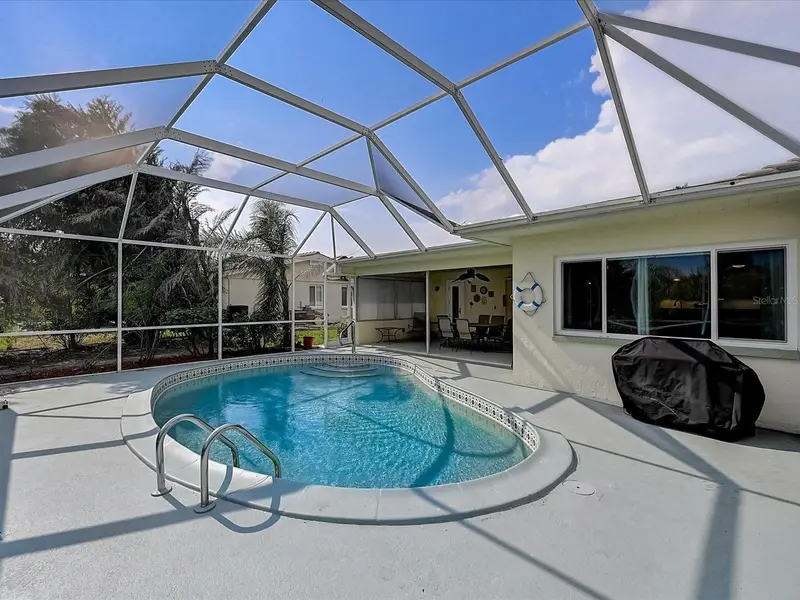 10 Stone Mountain Blvd, FL