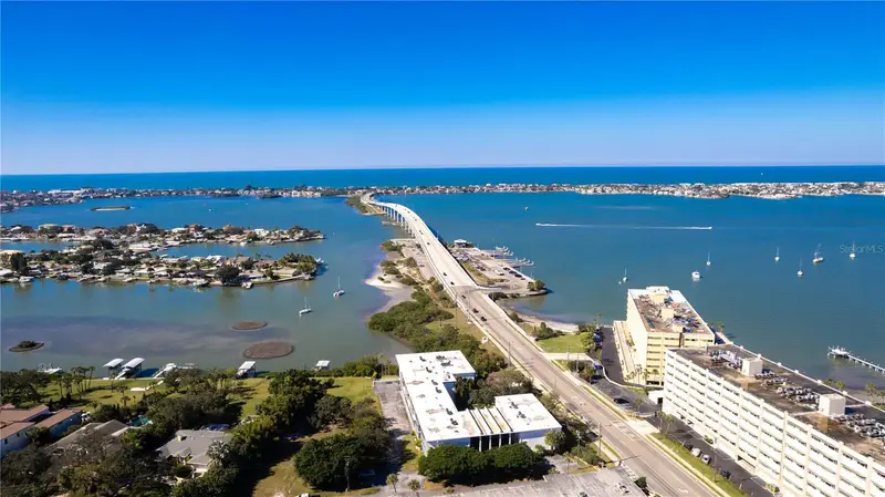 50 Harbor View Ln #11, FL