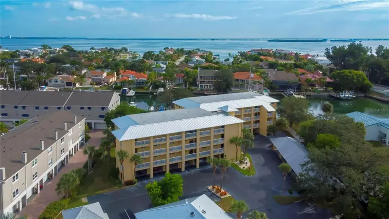 1125 Pinellas Bayway S #304, FL
