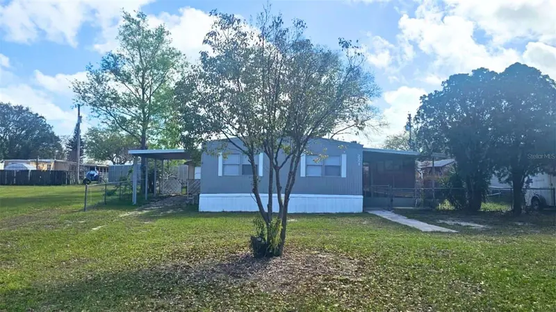 221 Sunshine Blvd, FL