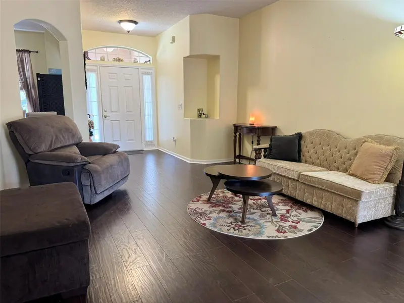 2660 Ledgemont Ct, FL