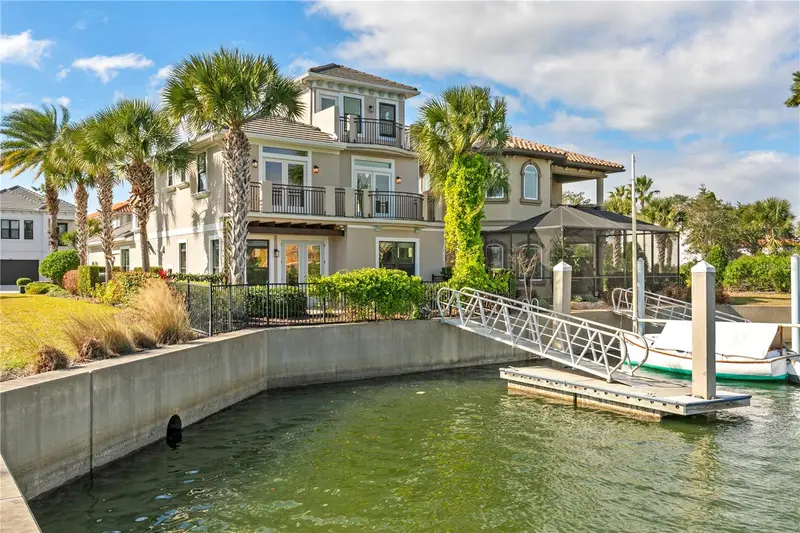 259 Yacht Harbor Dr, FL