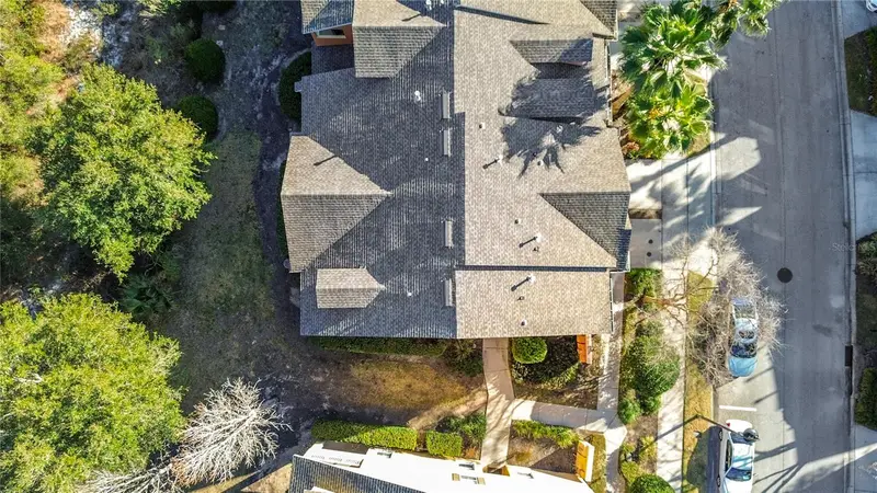 885 Assembly Ct, FL