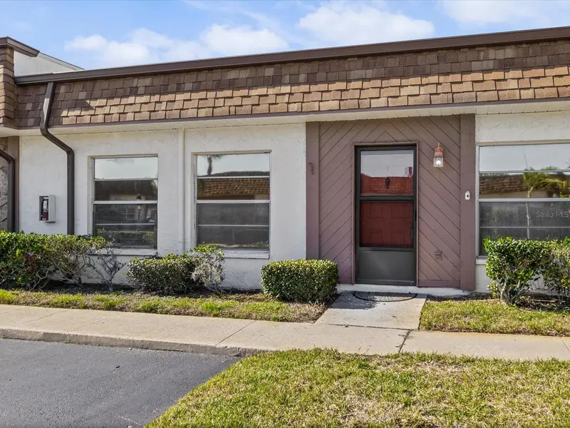 6037 Chesham Dr #7, FL