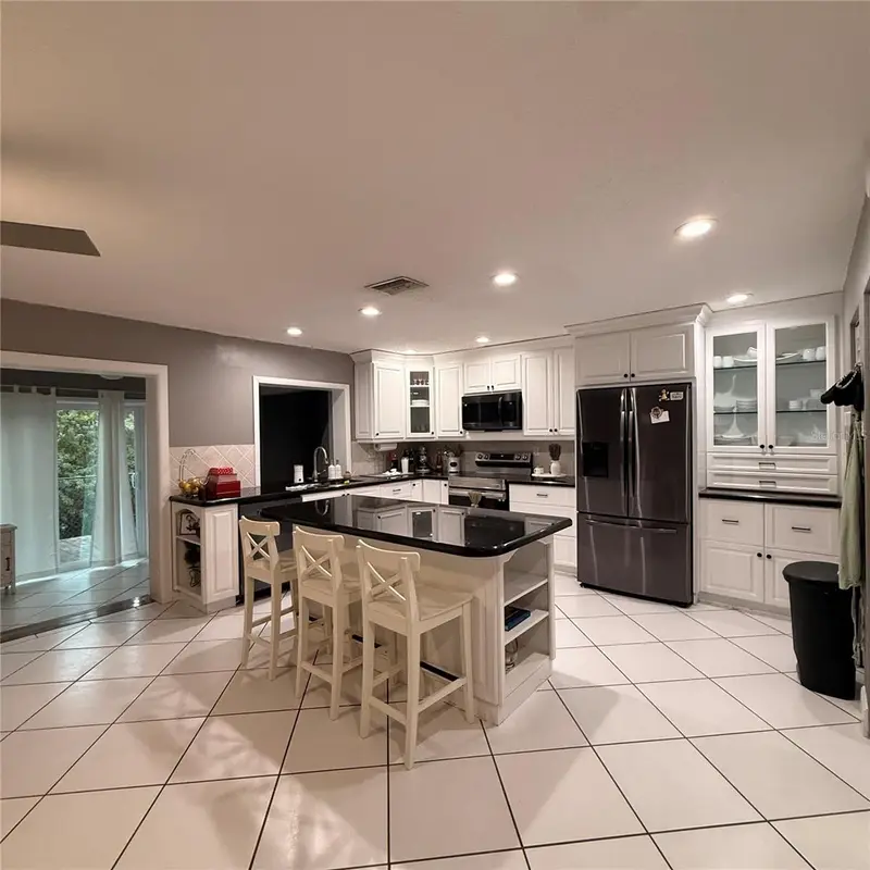 4341 Coral Springs Dr #1g, FL