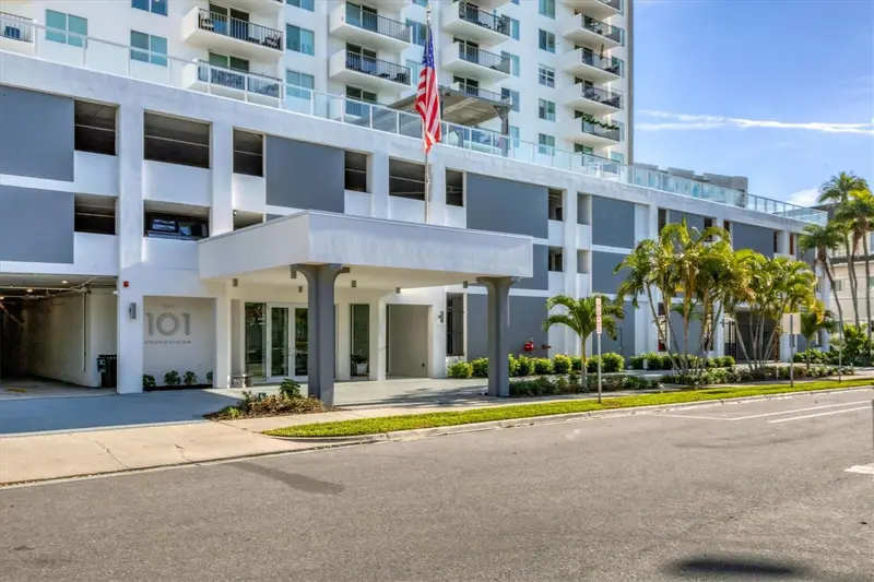 101 S Gulfstream Ave #15e, FL