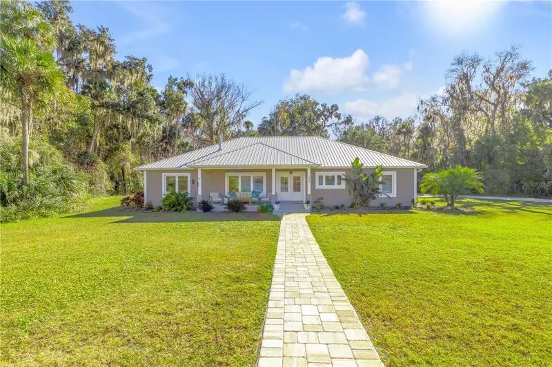 2760 Pearl Lake Trl, FL
