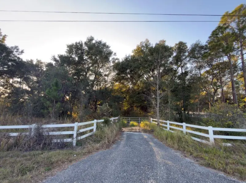 24939 County Road 33, FL