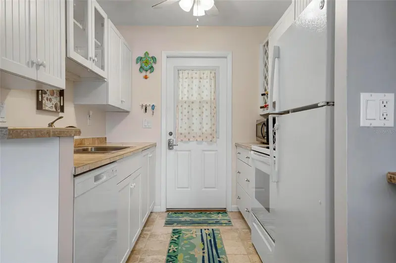 3808 Gulf Of Mexico Dr #E205, FL