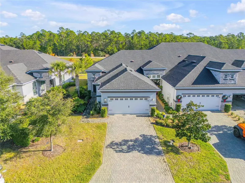 844 Pinewood Dr, FL