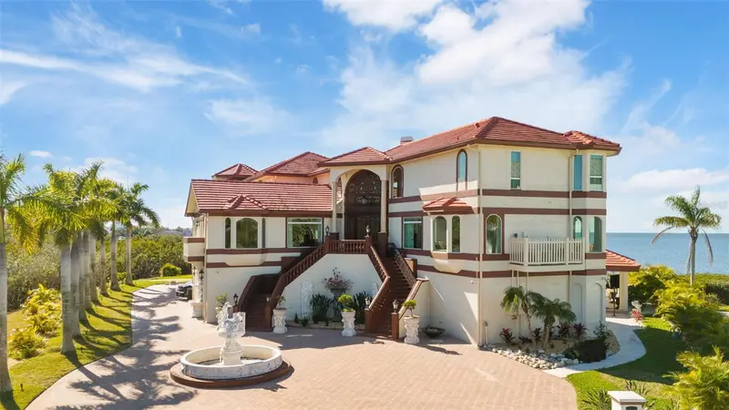 2115 Alexis Ct, FL