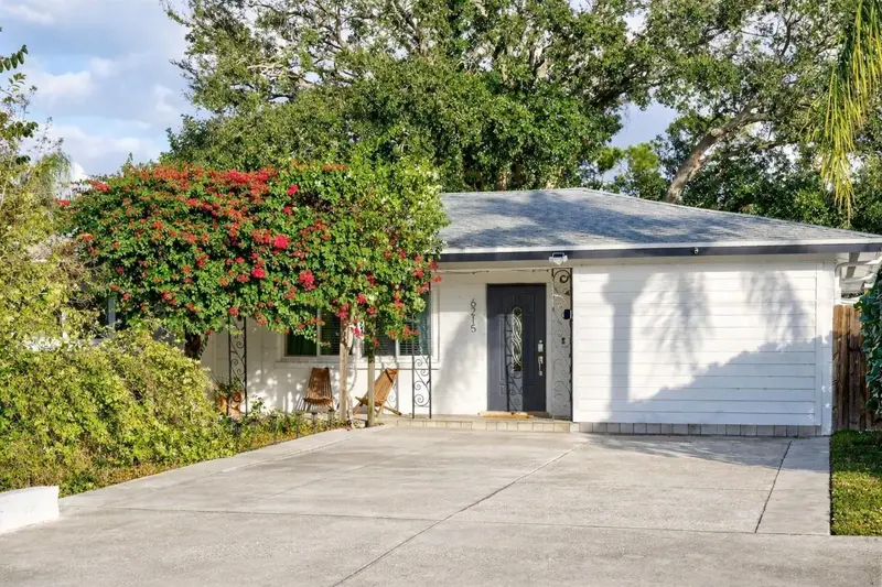 6215 Rodgers Ave, FL