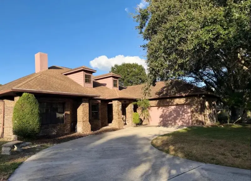 1102 Sugartree Dr S, FL