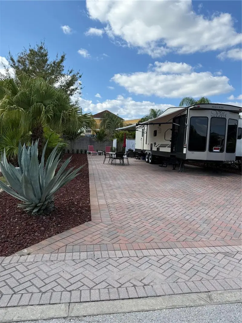 6731 Amanda Vista Cir, FL