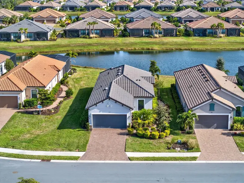 3021 Veneto Ct, FL