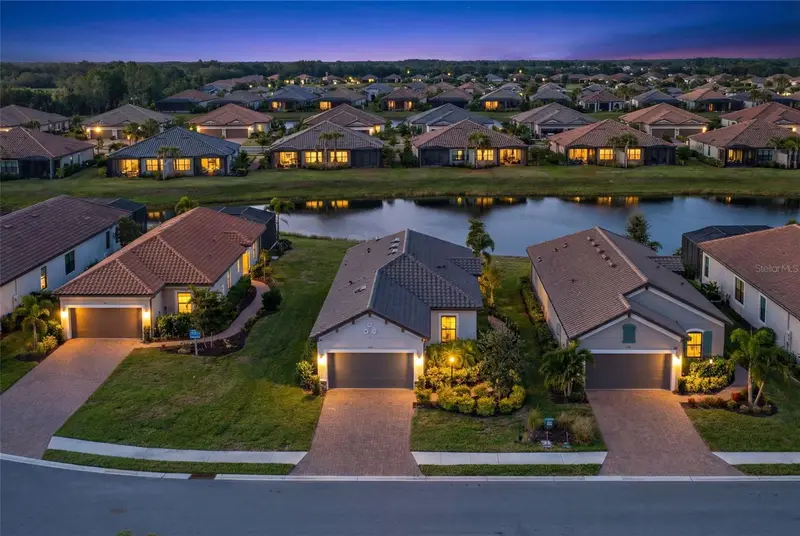 3021 Veneto Ct, FL