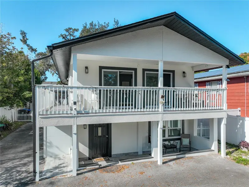 423 Ololu Dr, FL