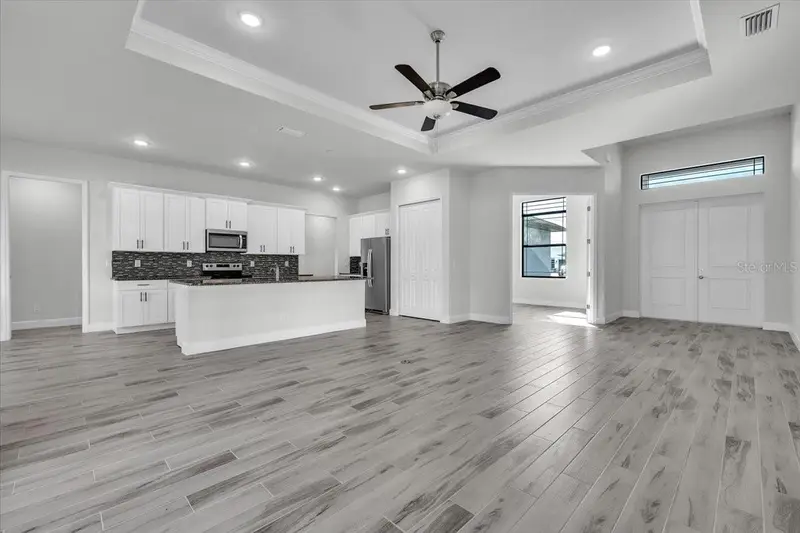 459 Ne 2nd, FL