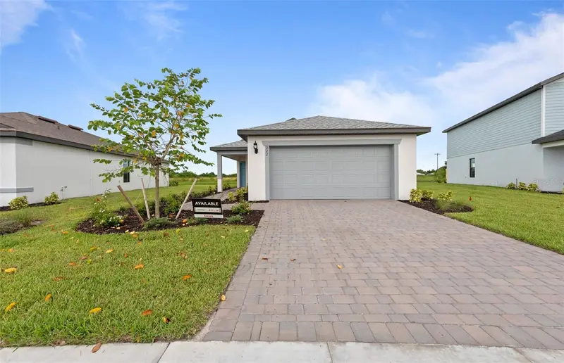 810 Balleby Trl, FL