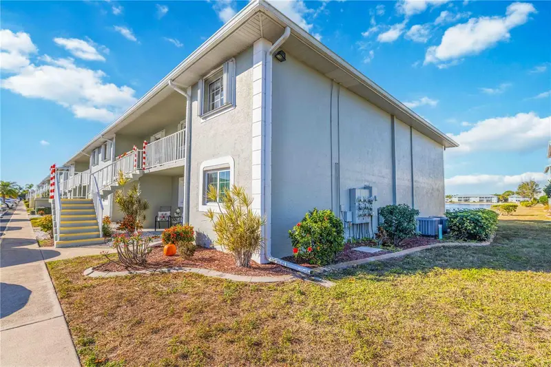 3310 Loveland Blvd #1408, FL
