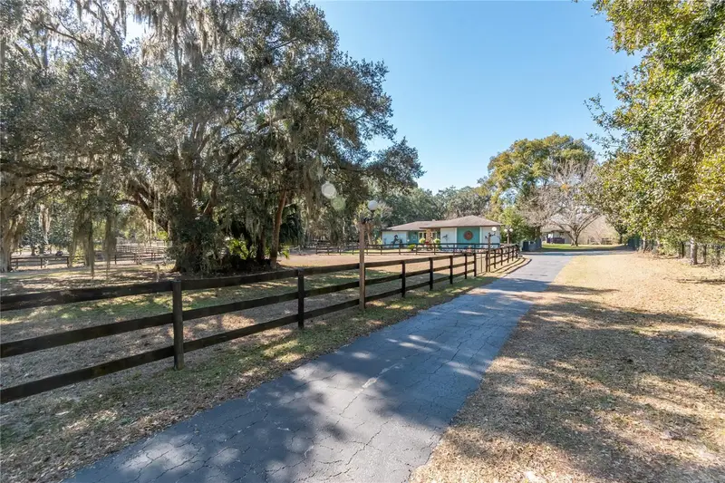 26 Wood Ridge Dr, FL