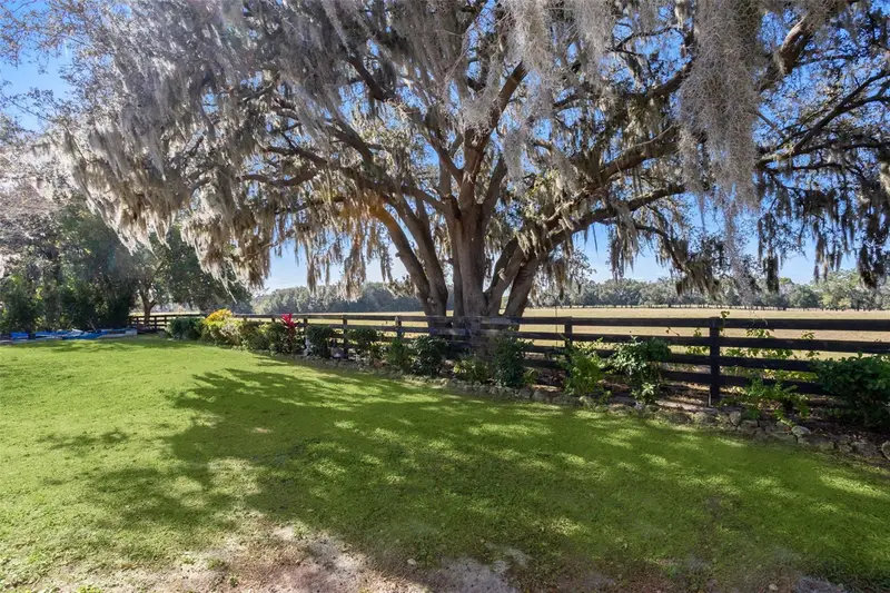 8089 Se 174th Belhaven Loop, FL