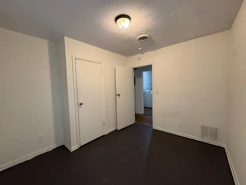 416 Sun Ct, FL