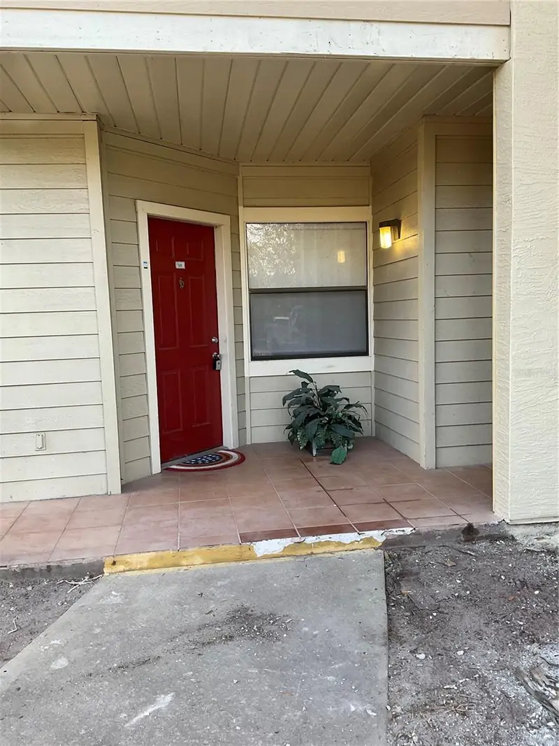 3028 Parkway Blvd #105, FL