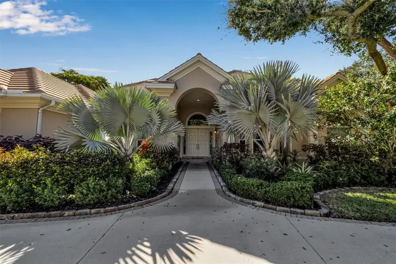 362 Macewen Dr, FL