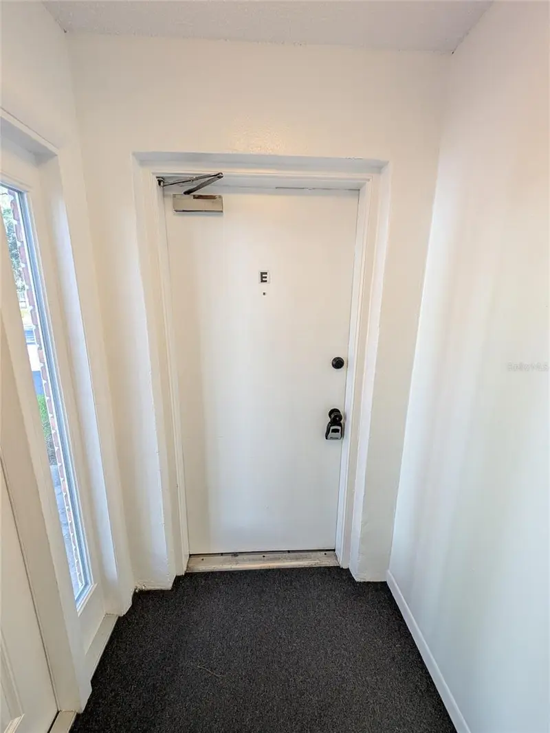 2564 Se 15th Ave #E, FL