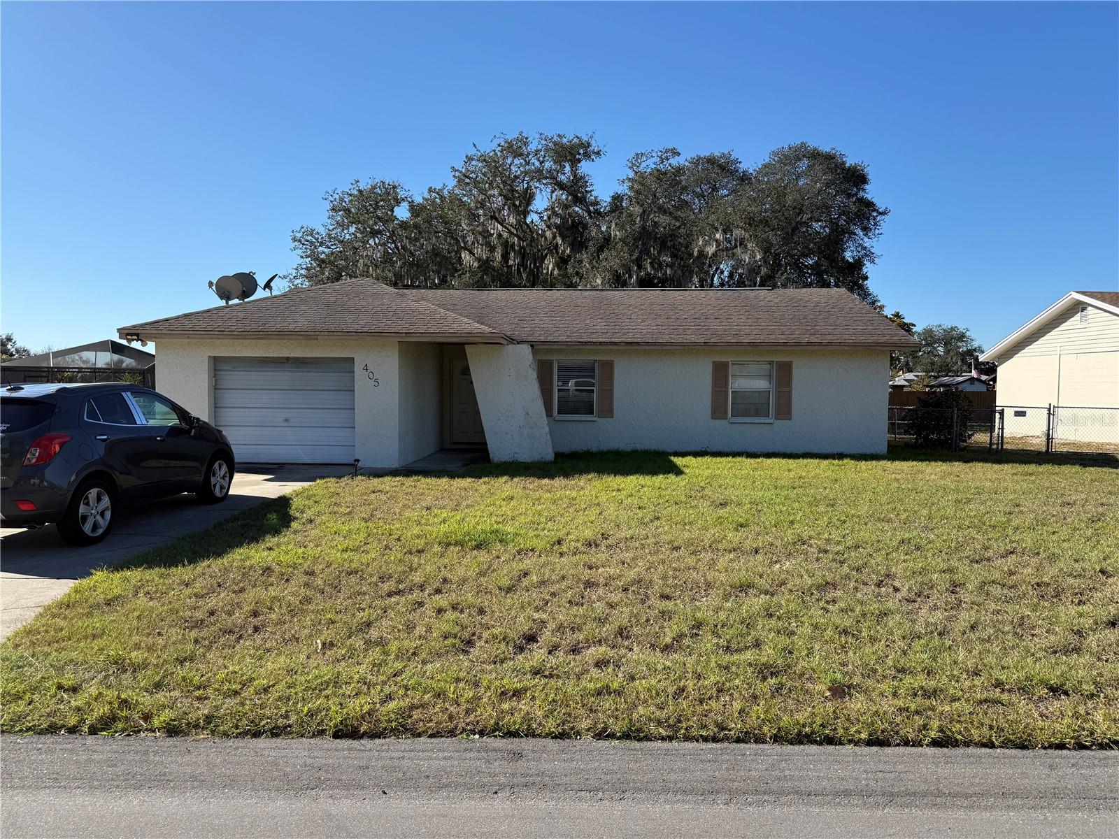 405 Hickory Ln, FL