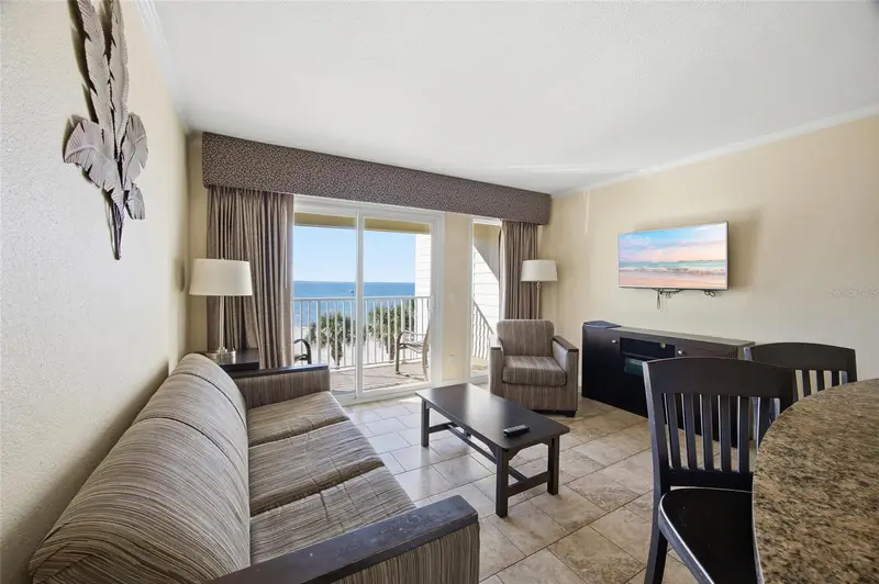 2506 N Rocky Point Dr #315, FL