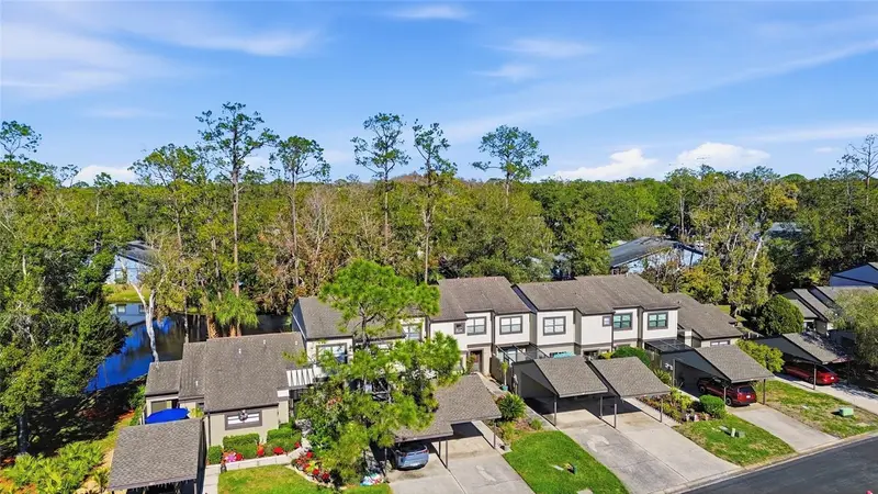 405 Woods Landing Trl, FL
