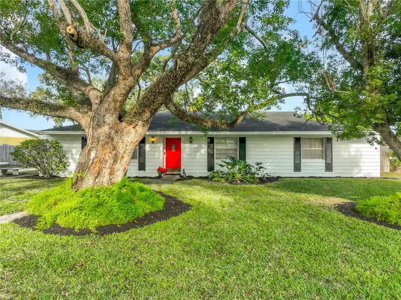 415 Hermitage Dr, FL