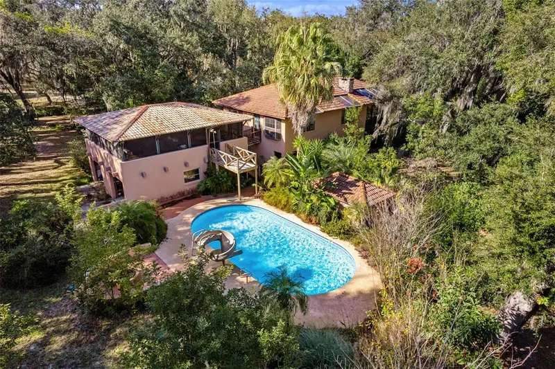 27910 Debbie Rd, FL