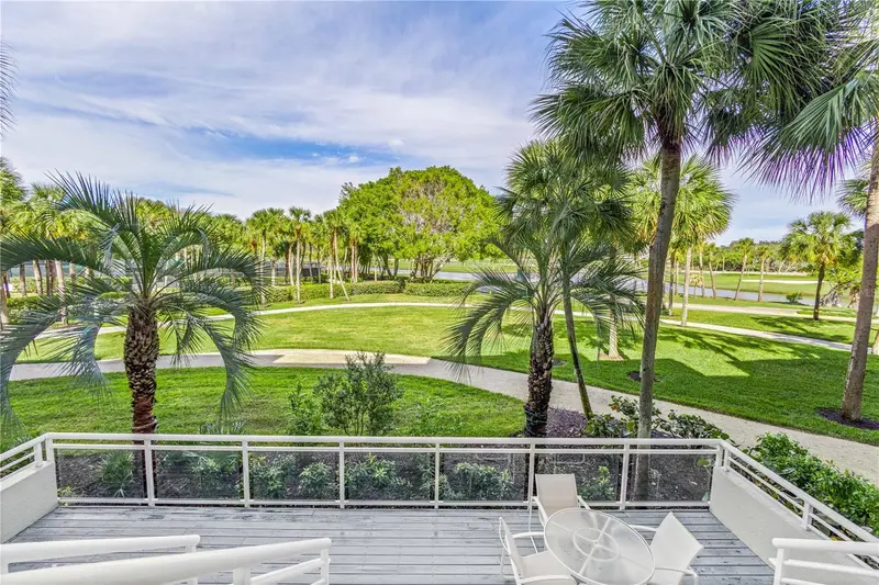 250 Sands Point Rd #5106, FL