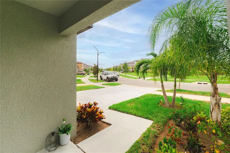 9448 Lemon Drop Loop, FL