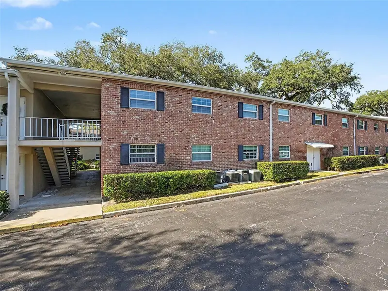 2500 Lee Rd #237, FL