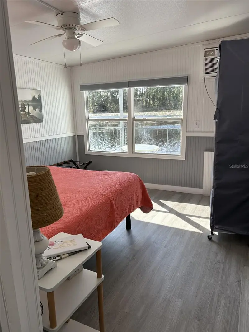 79 Eagle Pt S, FL