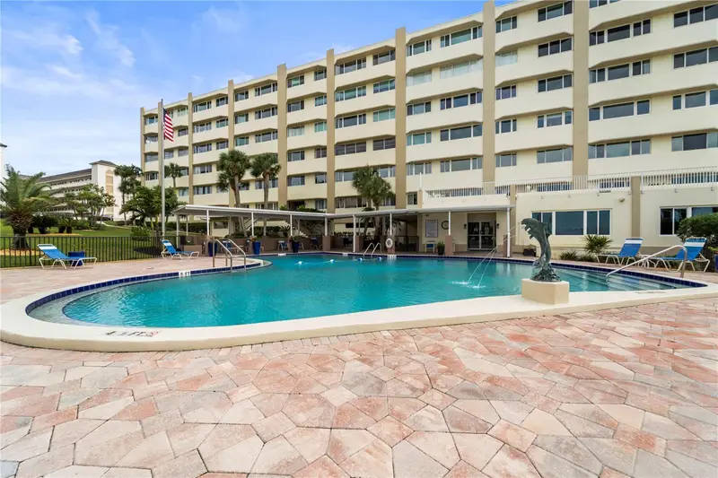 100 Bluff View Dr #609a, FL
