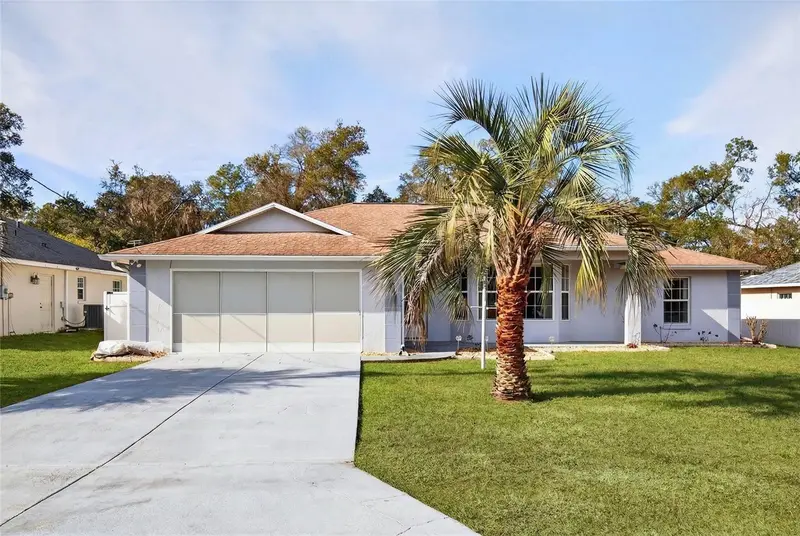 902 Ne 130th Ter, FL