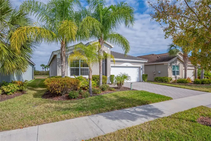 15433 Santa Pola Dr, FL