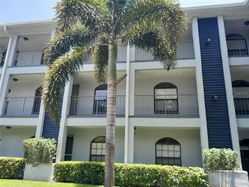 25210 Northlake Dr #210, FL