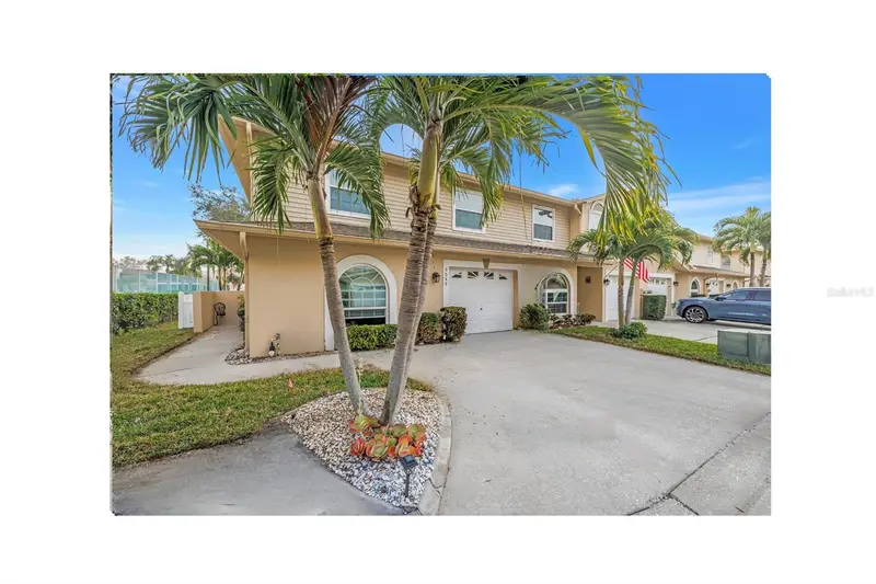 9049 Antigua Dr, FL