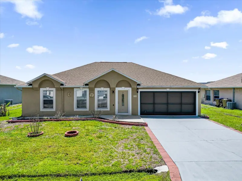 916 Nancy Ct, FL